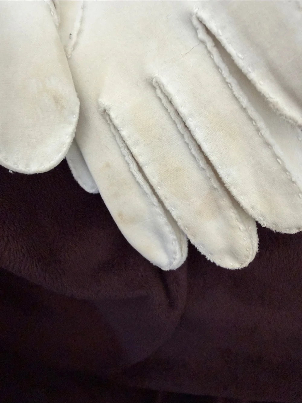 Elegant Vintage White Beaded Floral Opera Gloves - Women's Accessories